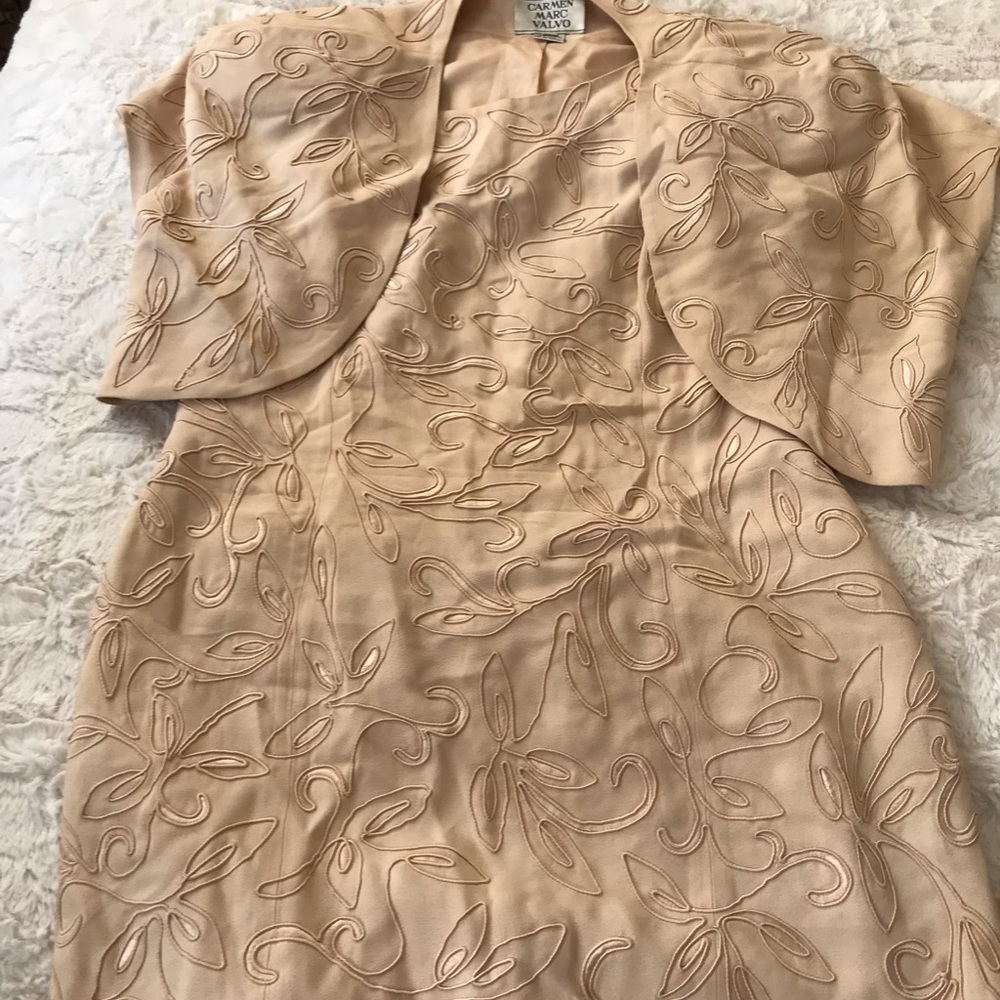 Dress designer